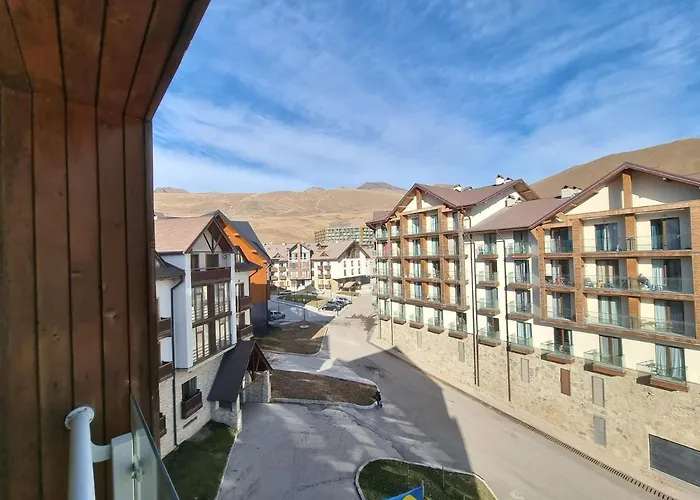 Apartment For 8 In New Gudauri